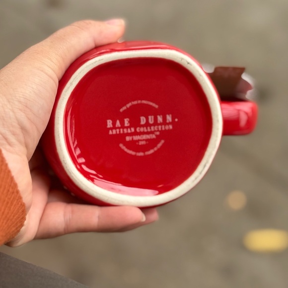 Rae Dunn Christmas mug ‘TIS THE SEASON - Picture 4 of 4